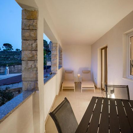 Grguric Apartments Palit Kültér fotó