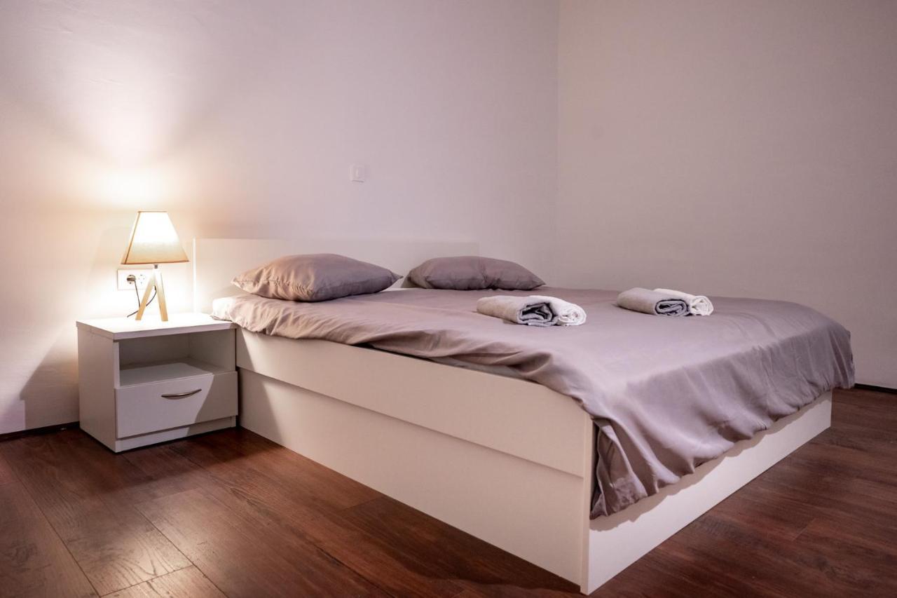 Grguric Apartments Palit Kültér fotó